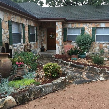 Casa Del Rio Bed And Breakfast バストロップ エクステリア 写真