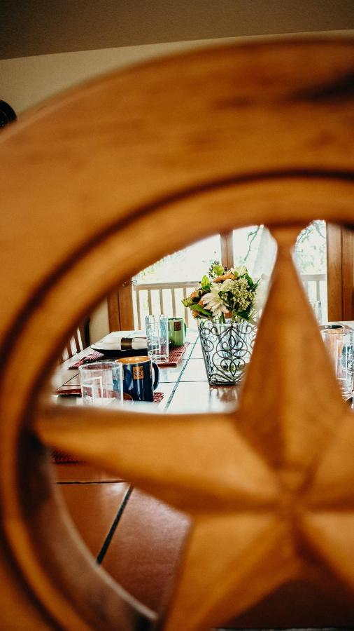 Casa Del Rio Bed And Breakfast バストロップ エクステリア 写真